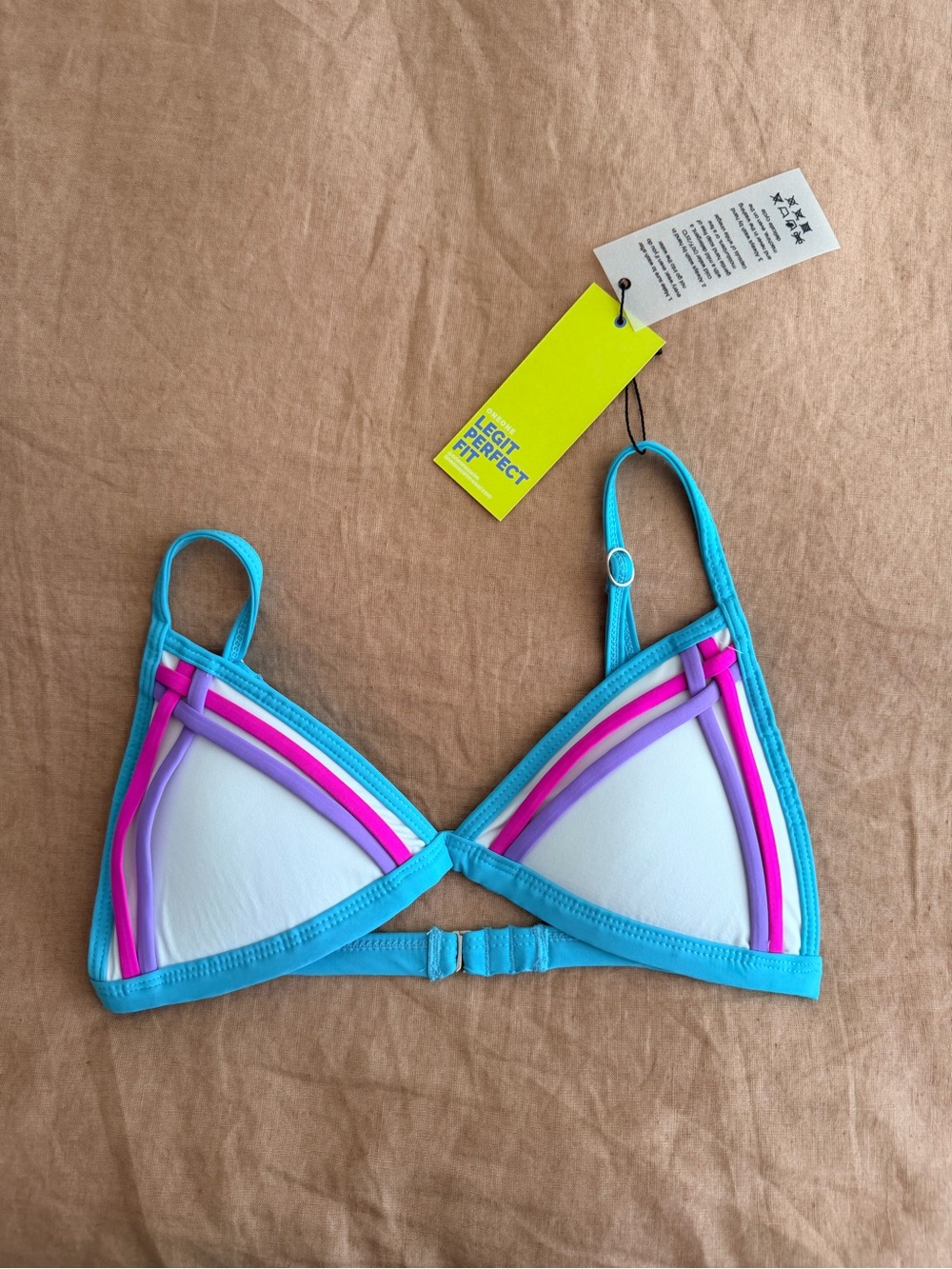 Oneone Hailey top in pristine